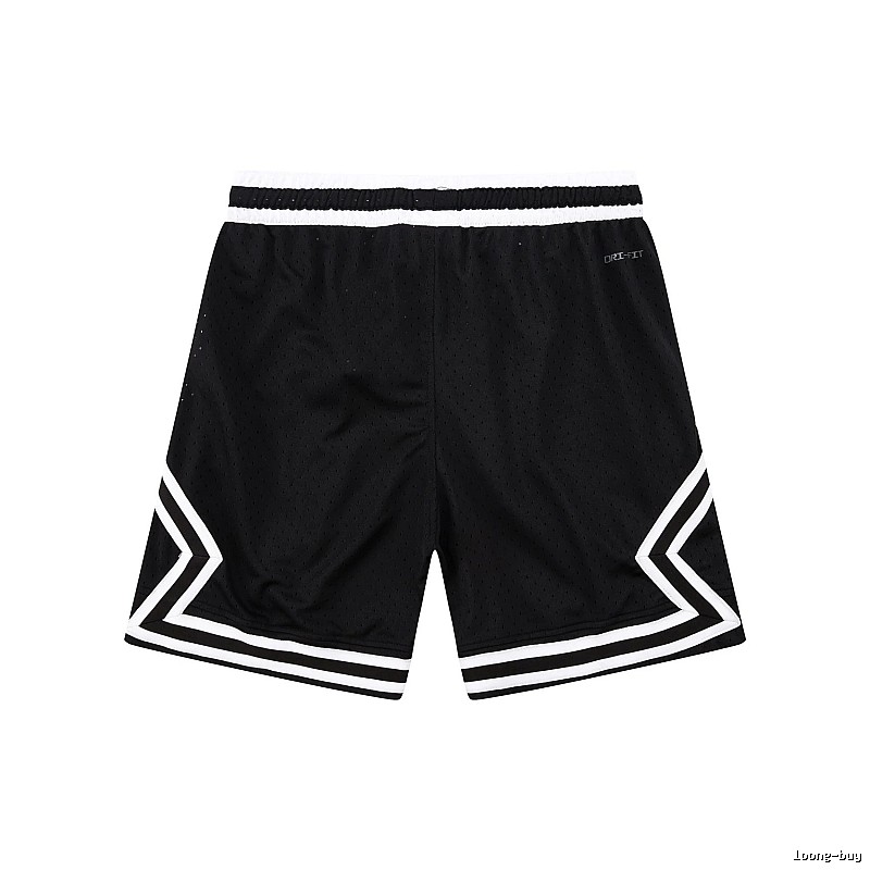 AJ sporty black shorts