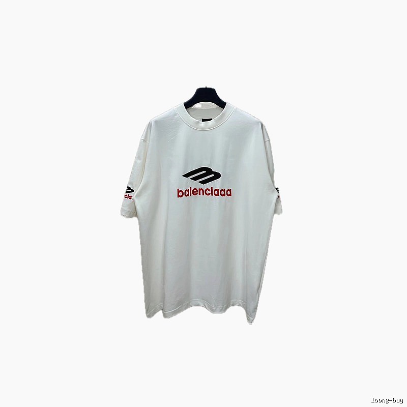 Balenciaga minimalist style white T-shirt