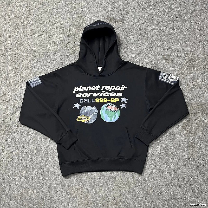Broken Hearts Style H232 Skull Graphic Hoodie Outdoor Days