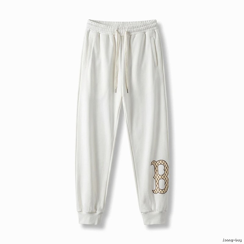 Classic casual white pants in MLB style.