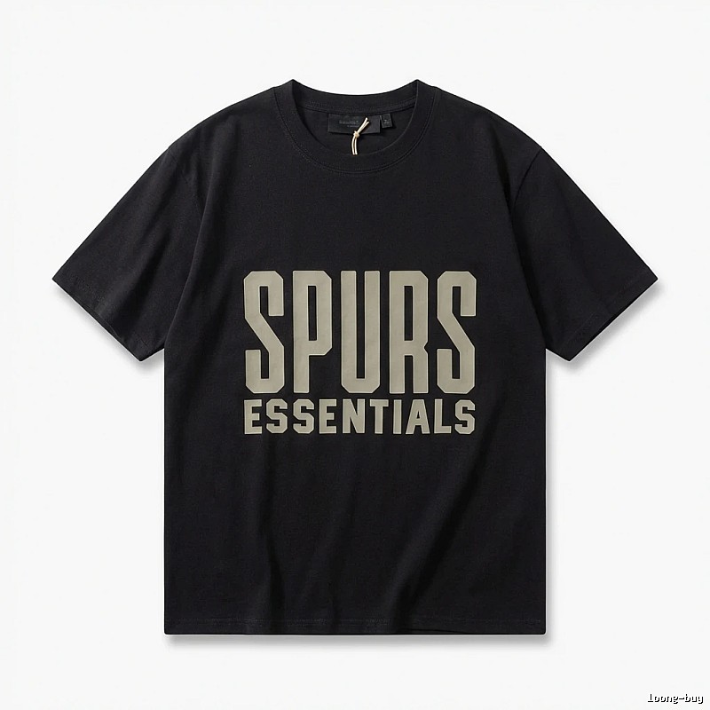 ESSENTIALS minimalist style black T-shirt