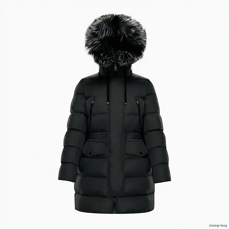 Long black down jacket of Moncler