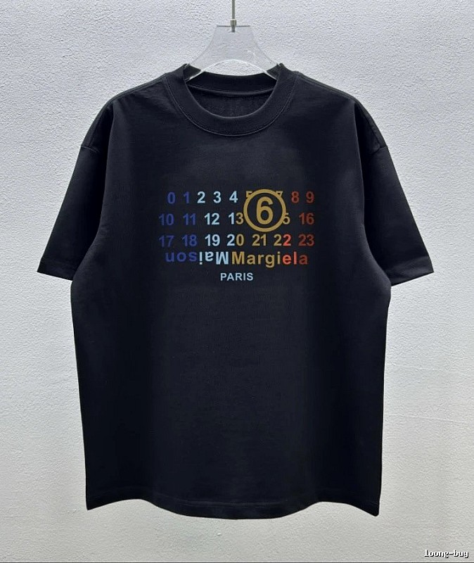 Maison Margiela MM6 Numeric Print Edgy Black Short-sleeve T-shirt