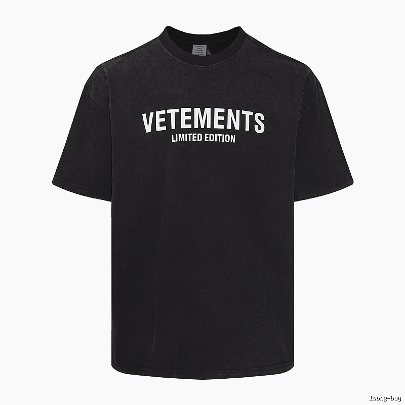 Monogram Statement graphic T-shirt Black Colorful Lucky for Layered Styling