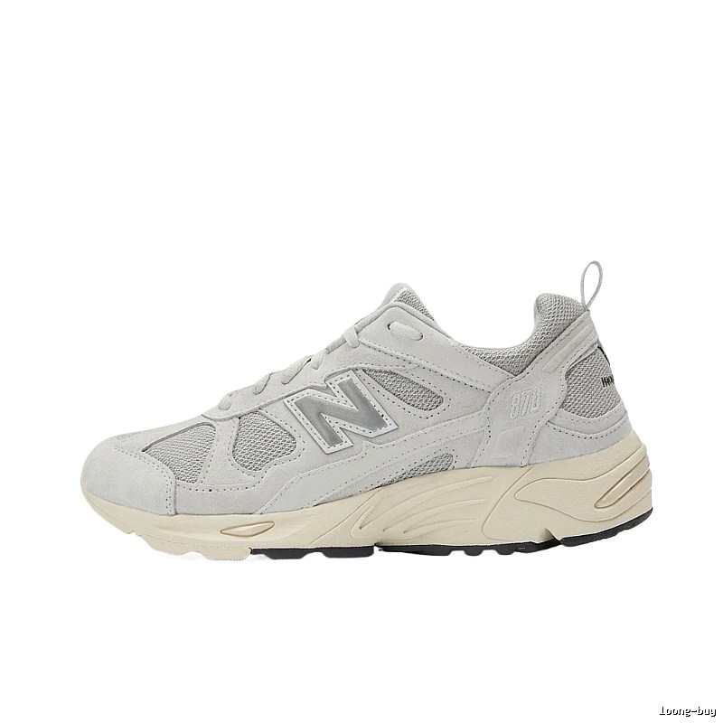 New Balance retro - style grey sports shoes