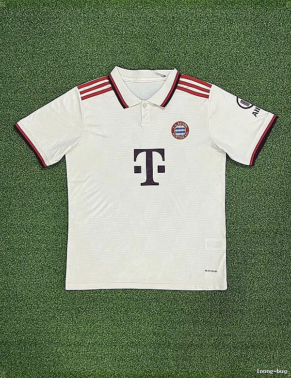 Real Madrid Logo Detail Home soccer jersey White Real Madrid with Relaxed Feel