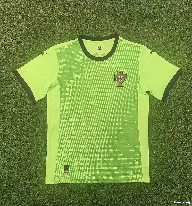 Real Madrid Weekend Home soccer jersey White Football Gold for Weekend Wear