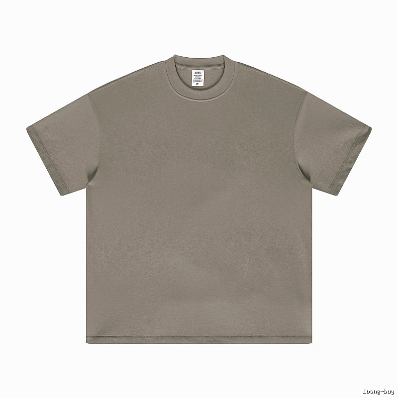 Streetwear Plain white T-shirt Minimal White Short with Logo Accent