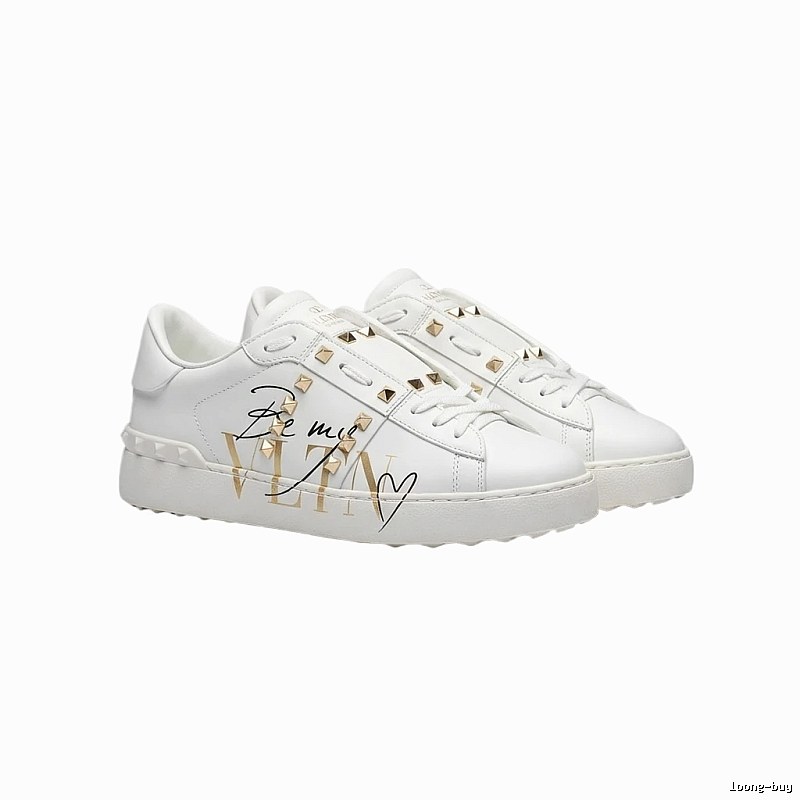 Valentino rivet trendy white shoes